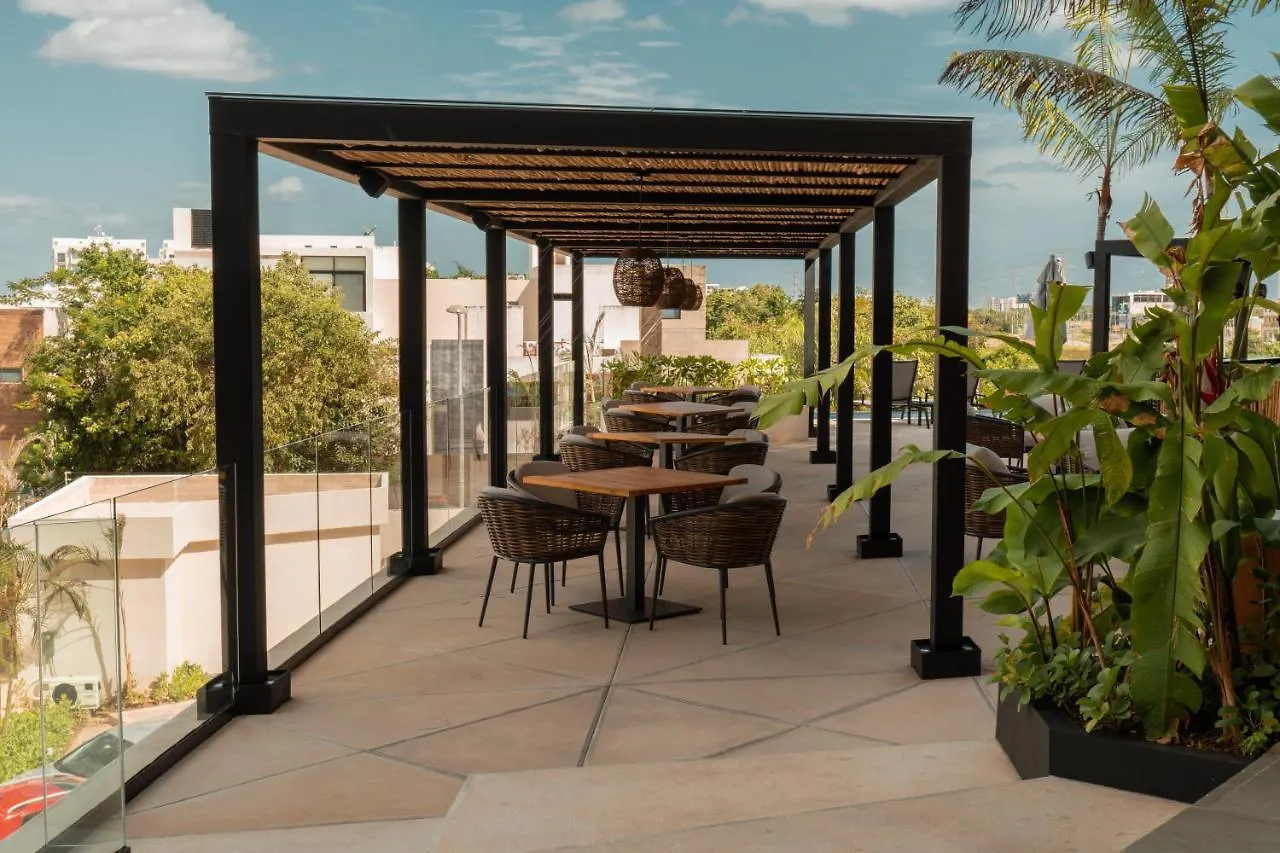 Hive Cancun By G Hotels