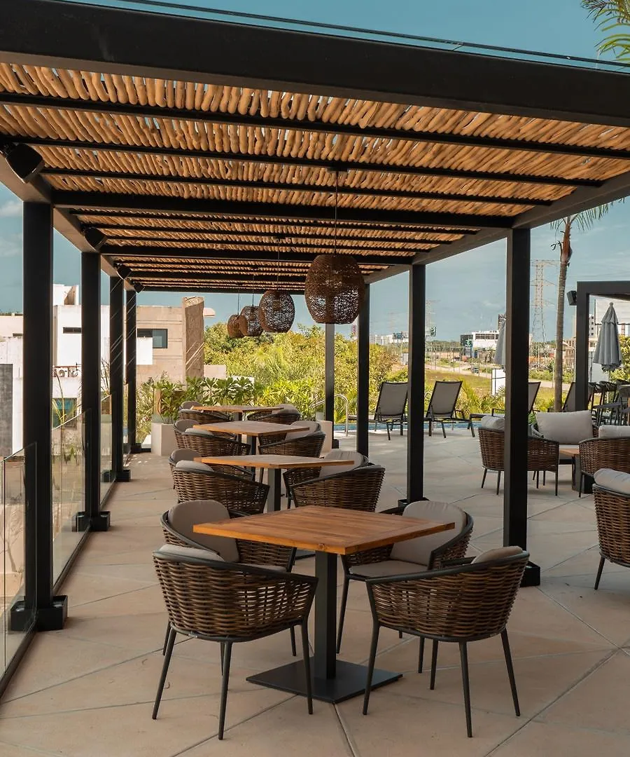 Hive Cancun By G Hotels